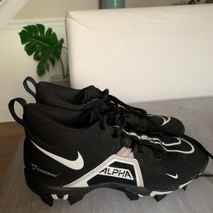 Nike alpha elite cleats 6.5